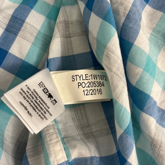 Vineyard Vines Men’s Button Down - Picture 8 of 8